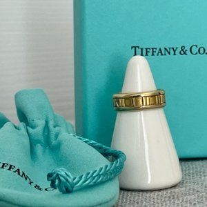 Tiffany & Co Atlas 18k Gold Ring
